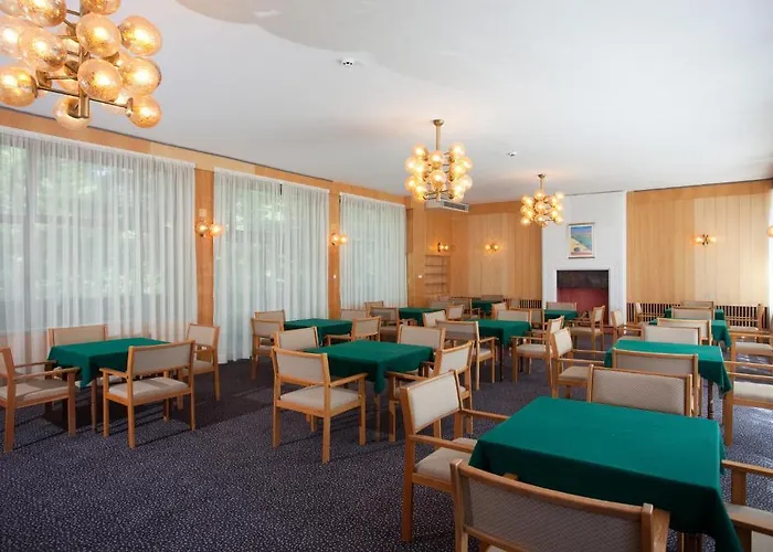 منتجع Hvd Lotos 4*