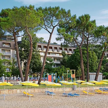 Lotos Hotel, Riviera Club 4*