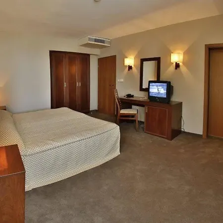 Feriested Hvd Lotos 4*