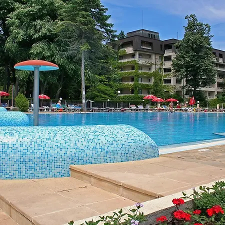 Lotos Hotel, Riviera Club Resort