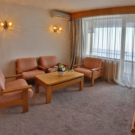 Feriested Hvd Lotos 4*