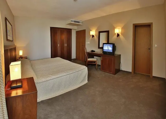 منتجع Hvd Lotos 4*